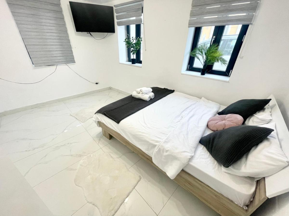 Apollo 1 Apartment Bucureşti Exterior foto